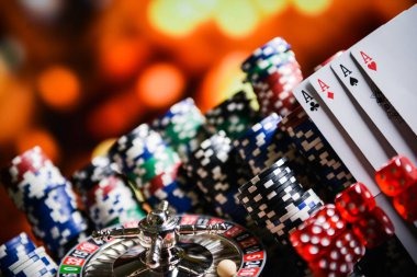 Capsa Banting live dealer table on ngamenslot showing card arrangement interface and player hands
